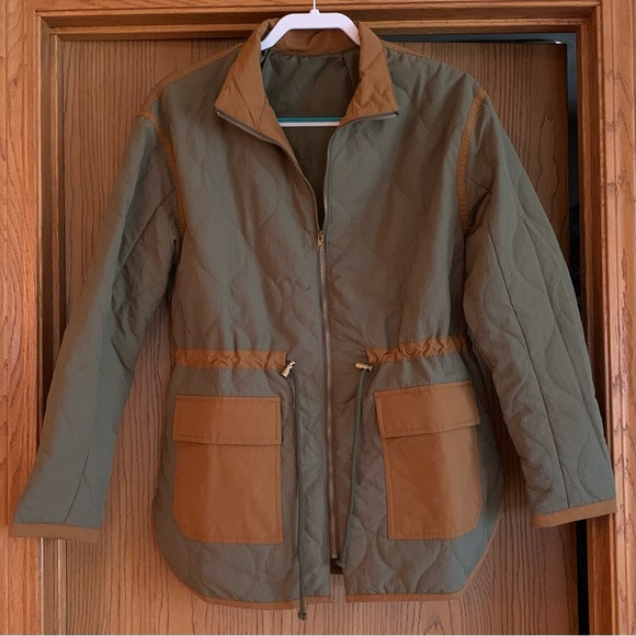 ❗️FLASH SALE ❗️Women's Olive Utility Jacket with Brown Accents - Picture 4 of 5